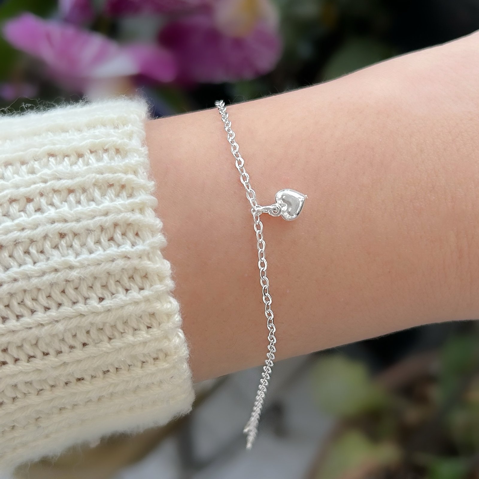 0066782 - PULSEIRA PRATA BATIDINHA CORACAO LISO