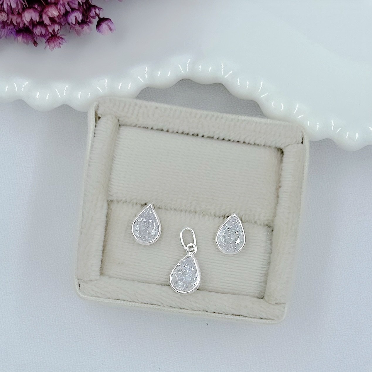 0067983 - CONJUNTO PRATA GOTA CRISTAL 6 MM SEM CORRENTE